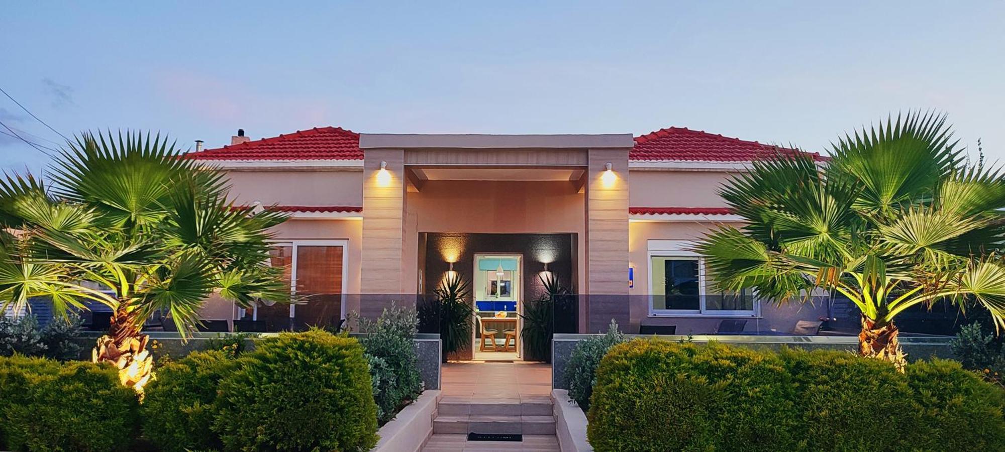 Luxury Villa Eva-Mari With Jacuzzi, 50M From The Beach Stalós Exteriör bild