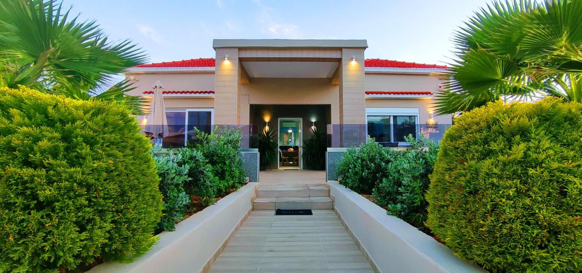 Luxury Villa Eva-Mari With Jacuzzi, 50M From The Beach Stalós Exteriör bild